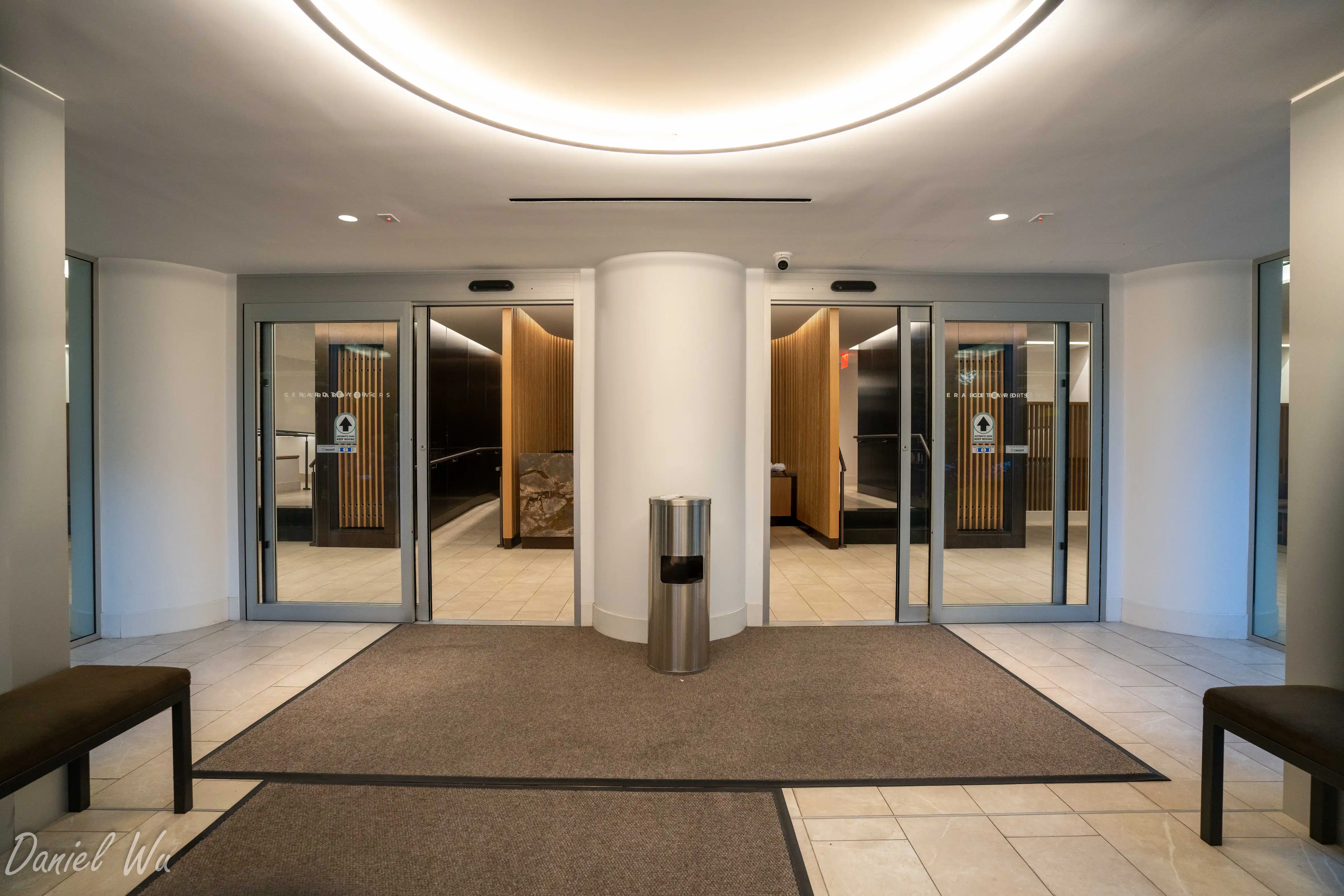 Lobby 5